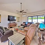 Casa Verde In Cabo San Lucas - 3 Mi To Marina!