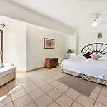 Marina View Cabo San Lucas Condo Less Than 1 Mile To Beach