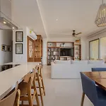 Spectacular New 2Br Condo With Bbq And Ocean Views