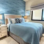 Breathtaking Ocean Views And Access Best Resorts!