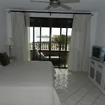 Condominios El Dorado II
