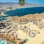 Oceafront 2 Bedroom Condo - Pool - King Beds 3X