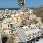 New 2 Bedroom Condo With Private Terrace - Bbq
