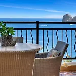 4Bd 2-Level Penthouse 5-Star Beachfront Paradise.