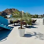 Colmena Marina Cabos