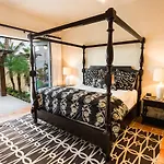 Hacienda Beach Club&Residences