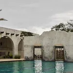 Luxury Apartment 3Br 2 Bath Ocean View