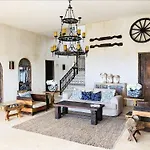 Luxury Apartment 3Br 2 Bath Ocean View