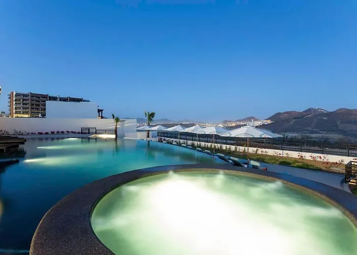 Breathtaking Ocean Views And Access Best Resorts!