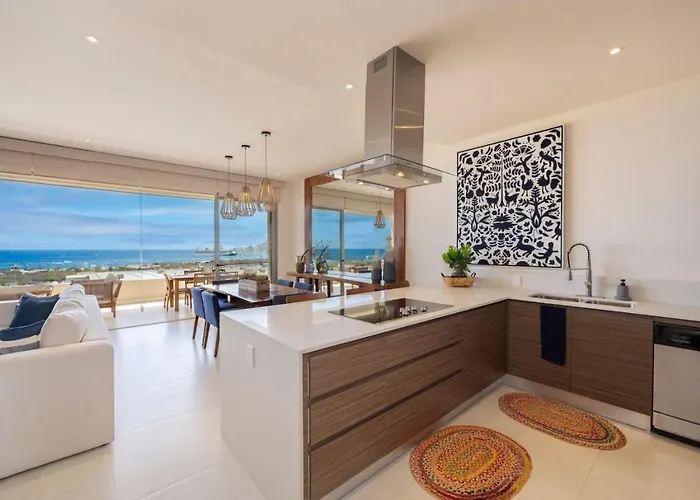 Spectacular New 2Br Condo With Bbq And Ocean Views