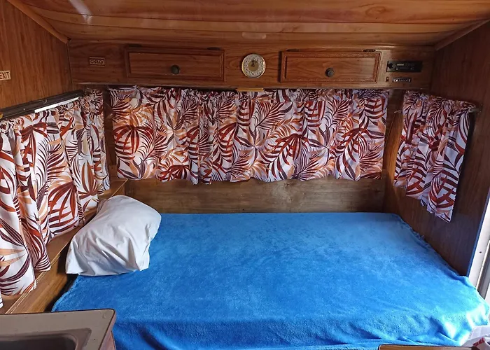 Peaceful And Cozy Camper In The City Center With Private Patio