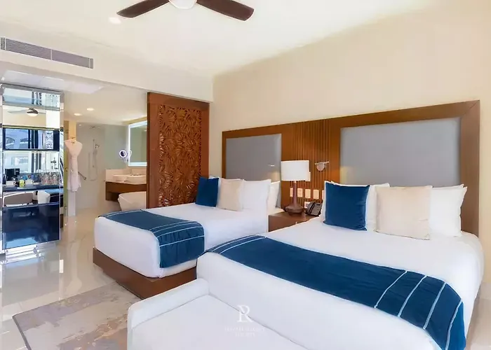 Deluxe Studio Pool View - Villa La Valencia