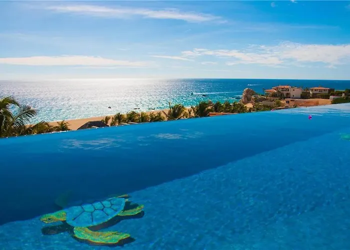 Relaxing 5Br Villa Close To Beach - Villa Fiesta