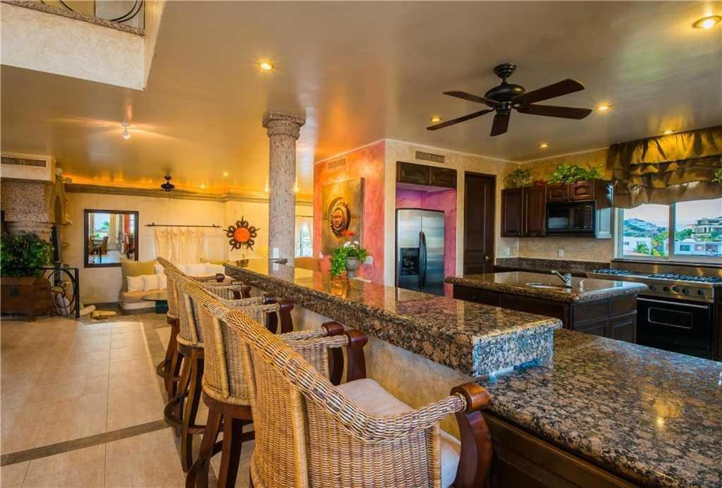 Spacious Cabo For Large Groups Alegria *
