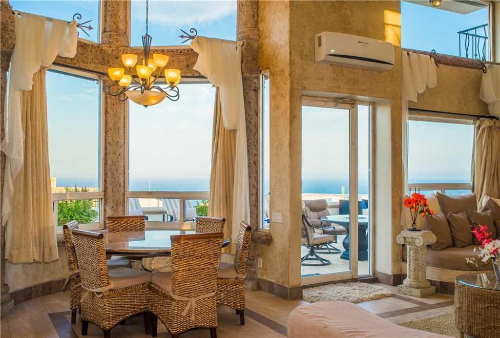 Villa Spacious Cabo For Large Groups Alegria *