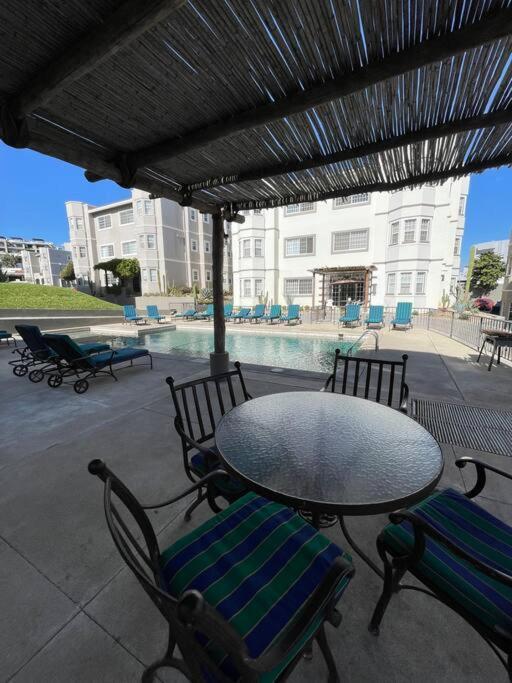 Departamento En 1er Piso 2 Bdr 2bath Tezal Apartment
