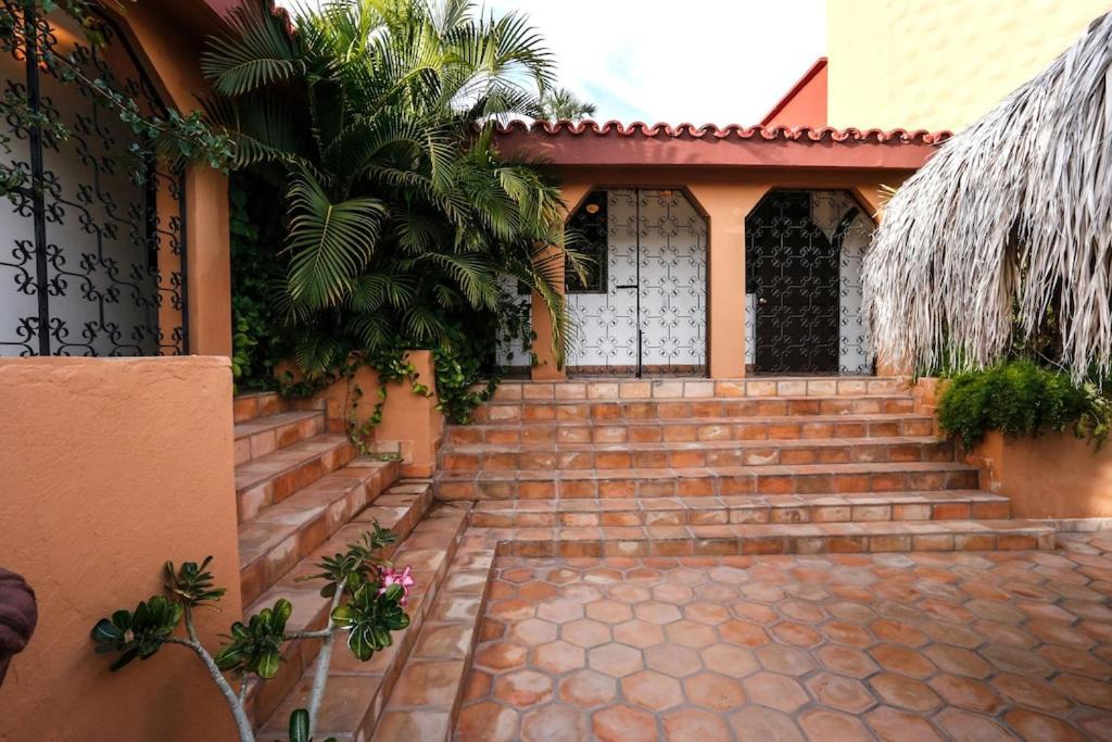 Casa Flamingo Cabo Luxurious Home, Spacious In El Pedregal Gated Community Holiday home *