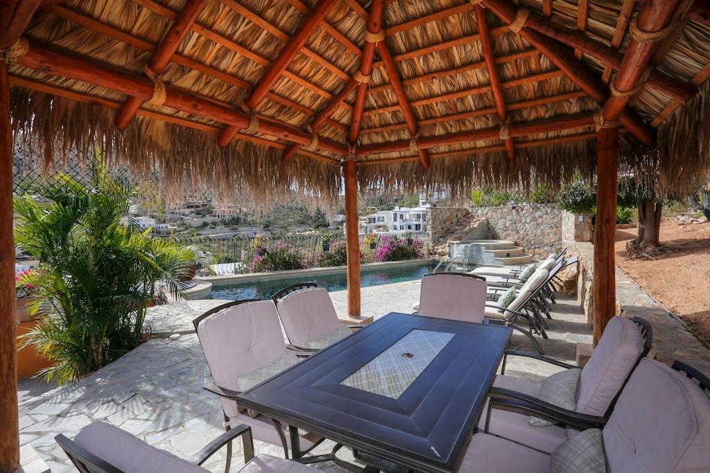 Casa Flamingo Cabo Luxurious Home, Spacious In El Pedregal Gated Community Holiday home
