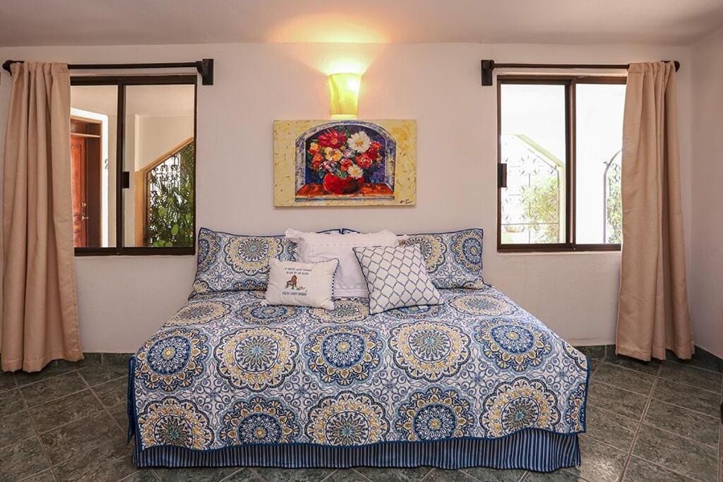 Holiday home Casa Flamingo Cabo Luxurious Home, Spacious In El Pedregal Gated Community *