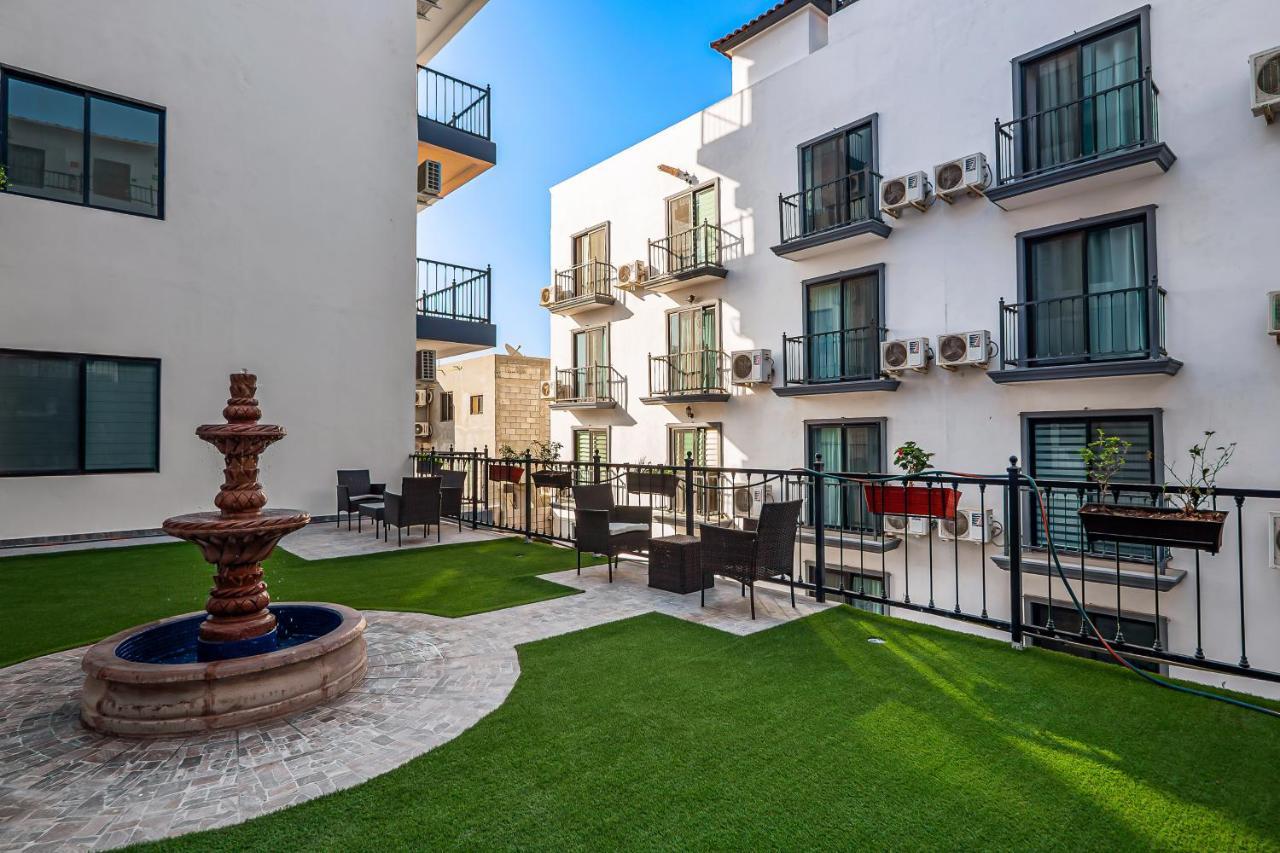 Morgan Residences 603 *