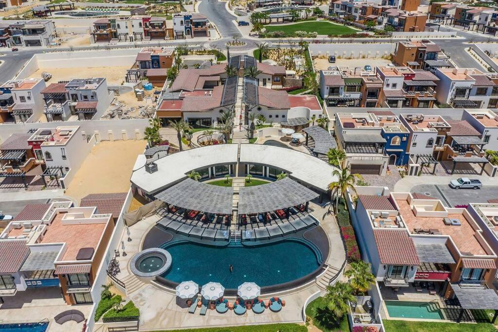 Breathtaking Ocean Views And Access Resorts! *