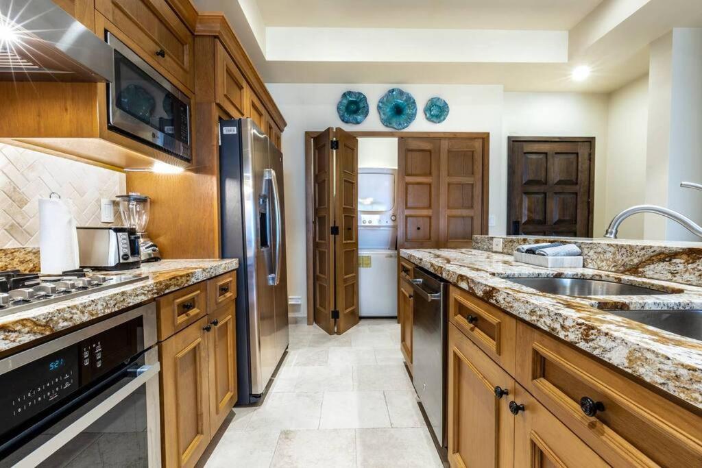 Apartment Breathtaking Ocean Views And Access Resorts! Cabo San Lucas