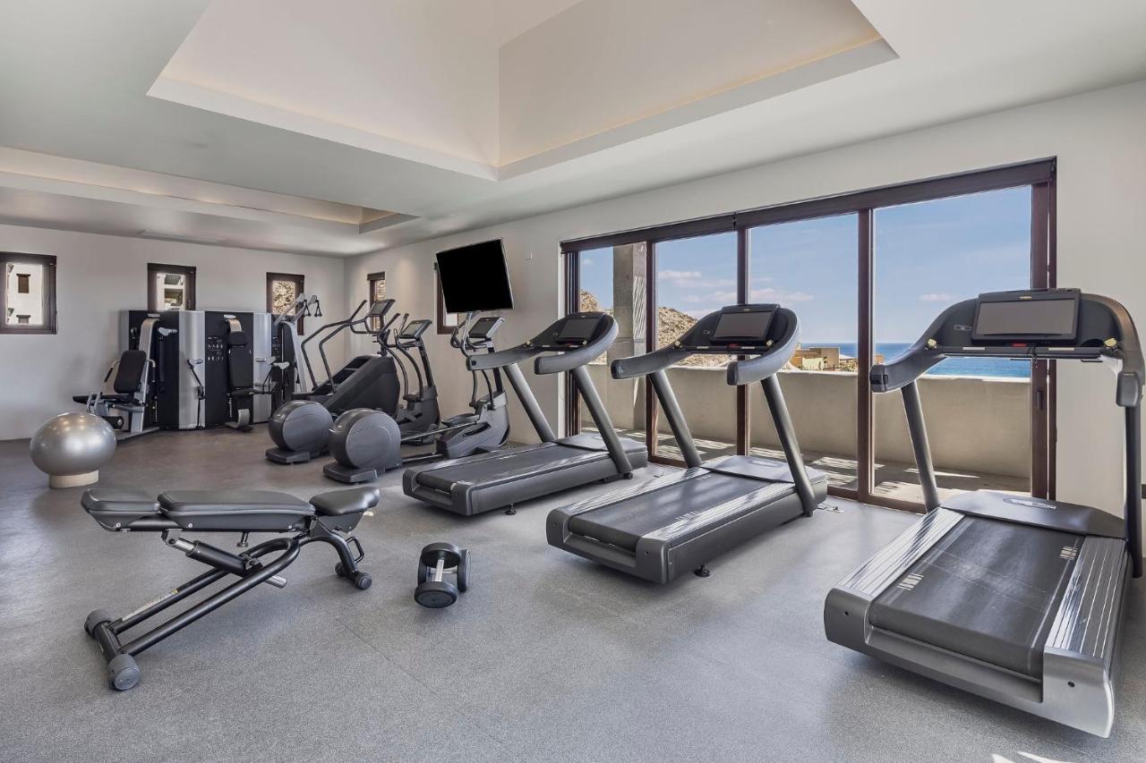Hotel Live Aqua Private Residences Cabos 5*