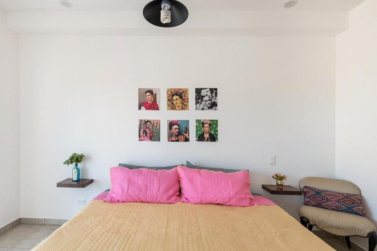 Apartment Primer Piso , 3 Recamaras+2.5 Banos +alberca Cabo San Lucas