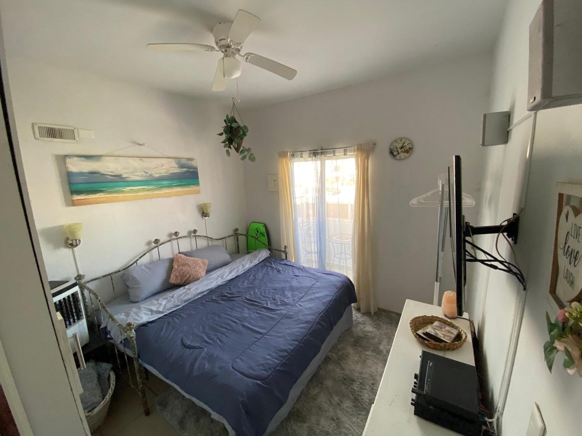Modern 1-bedroom In Apartment *