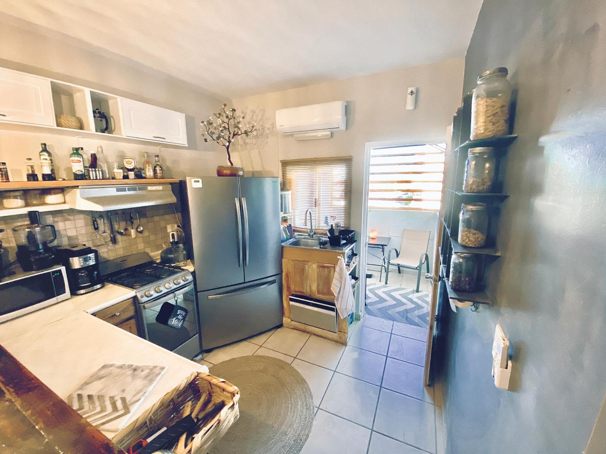 Modern 1-bedroom In *