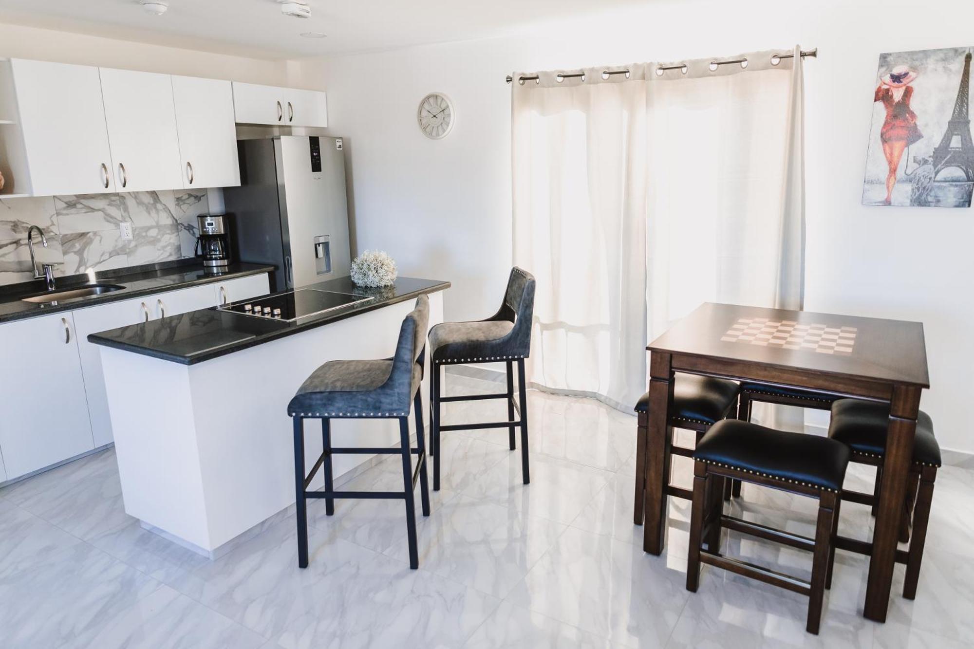 Apartment Silverwhite