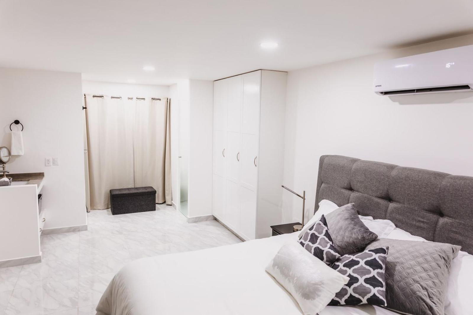 Apartment Silverwhite *