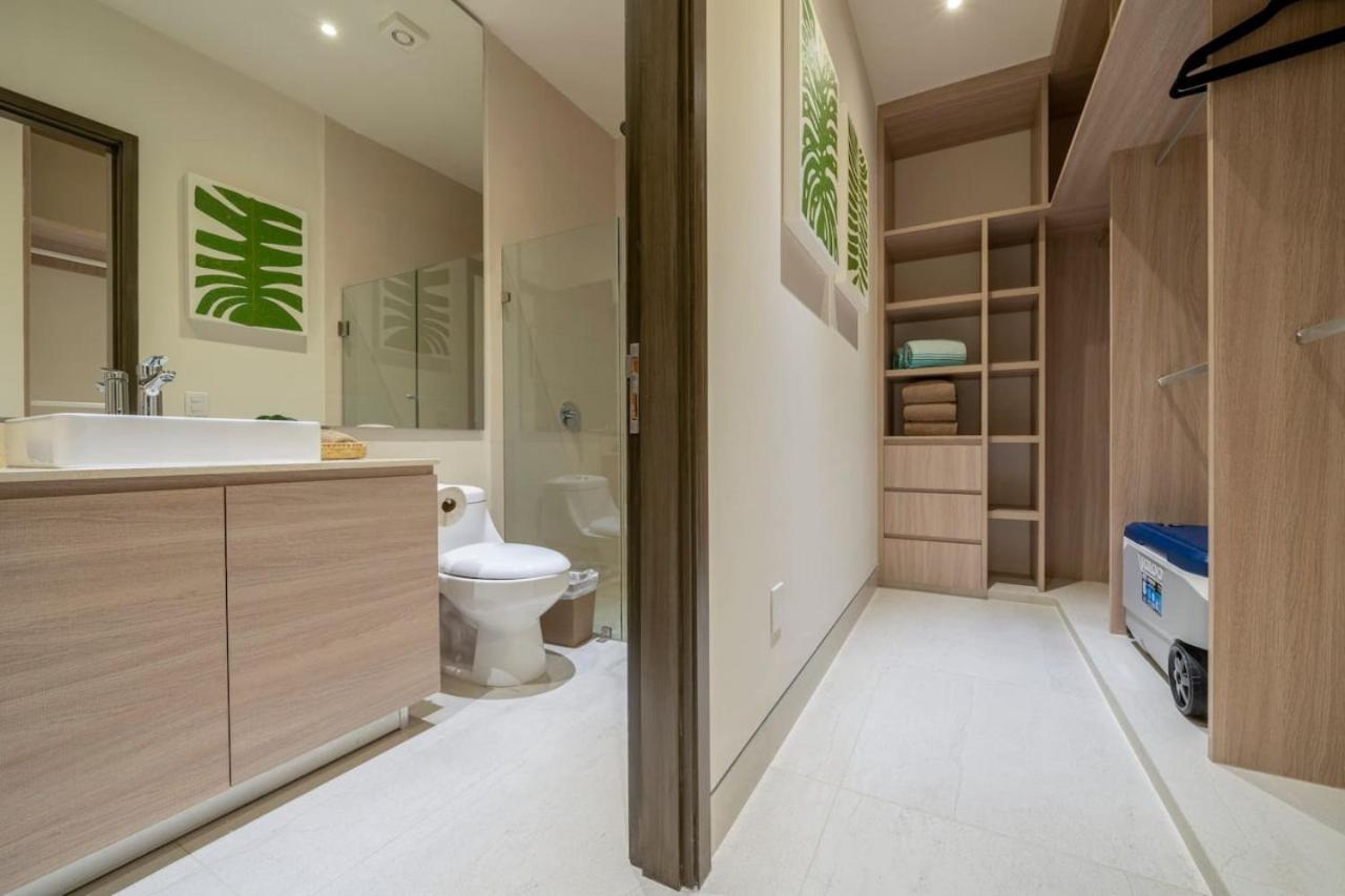 Wonderful 2br With Ocean And Arch Views Apartment