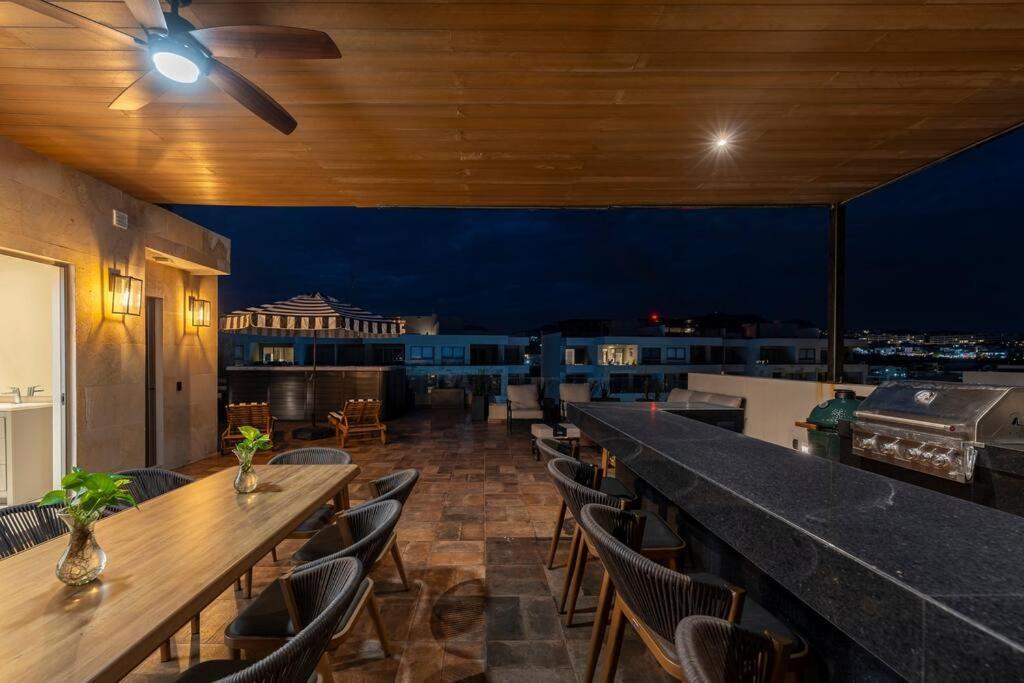 Penthouse With Private Jacuzzi And 4 Bedrooms Apartment Cabo San Lucas