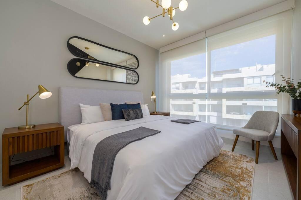 Apartment Penthouse With Private Jacuzzi And 4 Bedrooms *