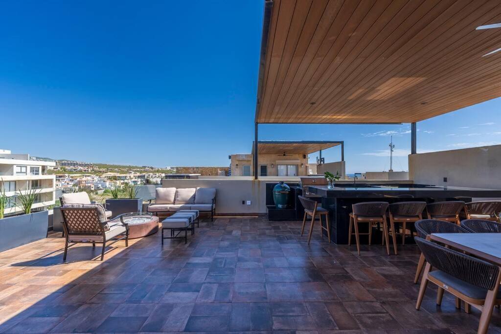 Penthouse With Private Jacuzzi And 4 Bedrooms Apartment