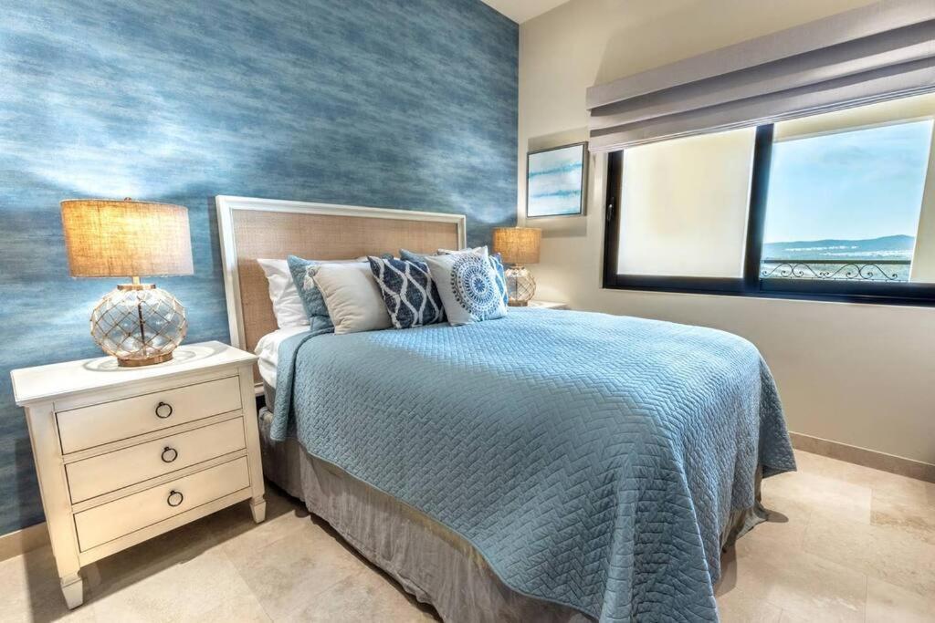 Breathtaking Ocean Views And Access Resorts!