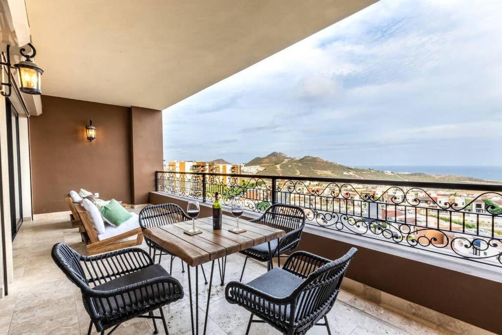 Breathtaking Ocean Views And Access Resorts!