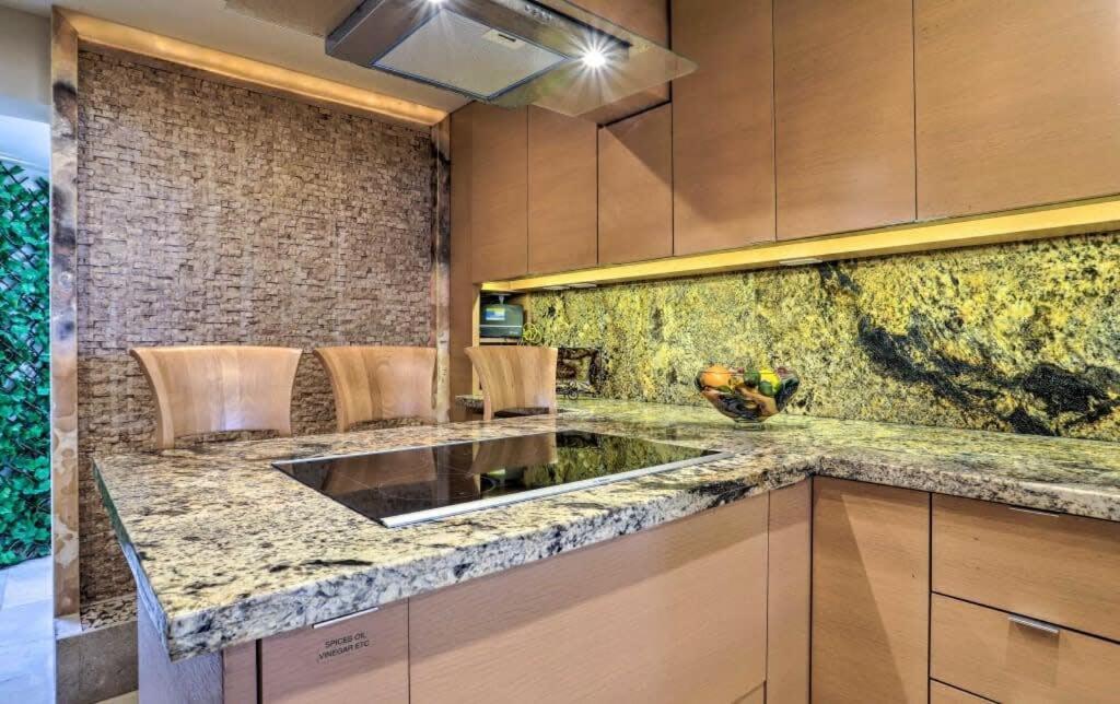 Unit 135 - Beachfront Heaven Ocean Front At Terrasol Cabo San Lucas