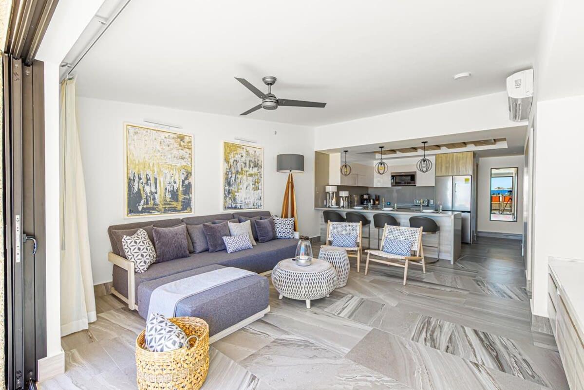Unit 168- Casa Sangria - Oceanfront - Fully Renovated Cabo San Lucas