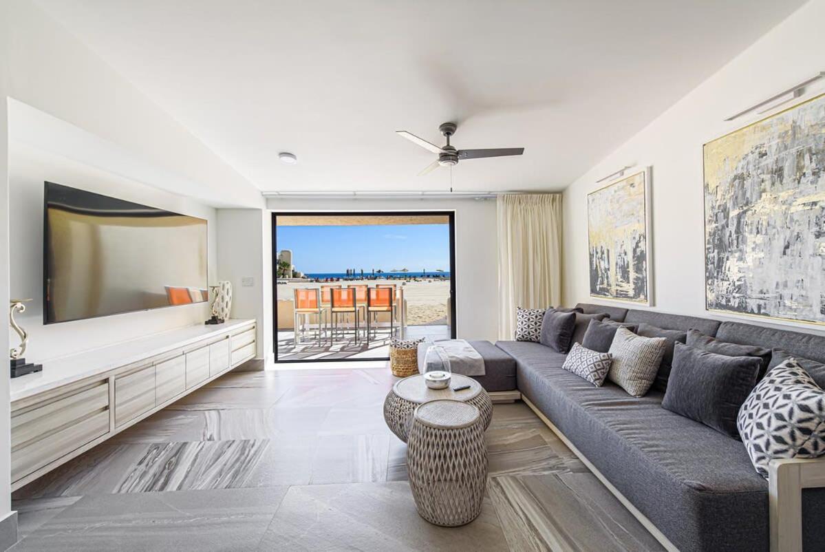 Unit 168- Casa Sangria - Oceanfront - Fully Renovated Holiday home *