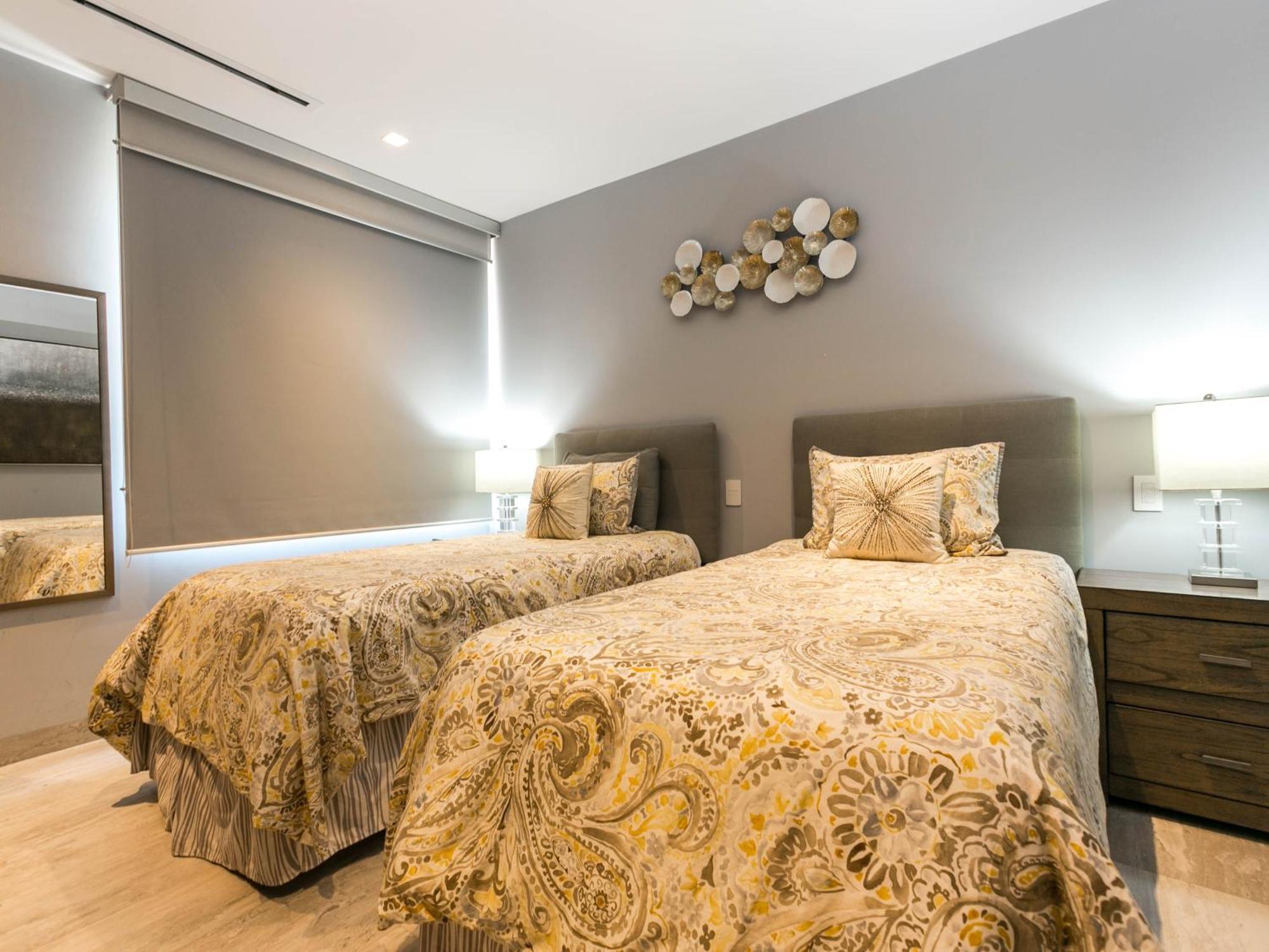 Dream At Cardinal Living *