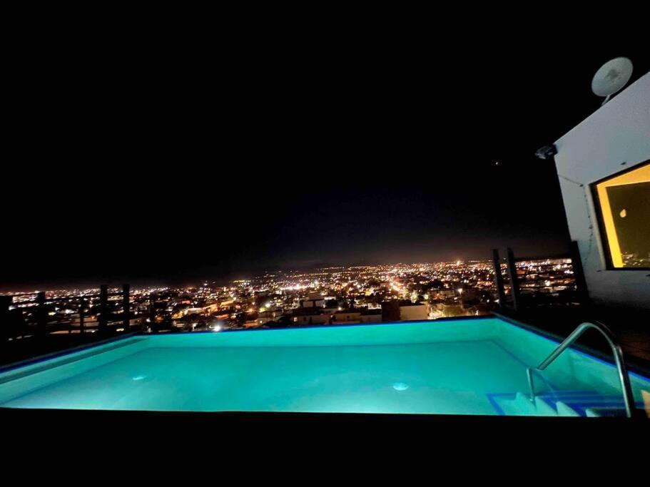 Ocean Views 1-bdrm W-pool Apartment *