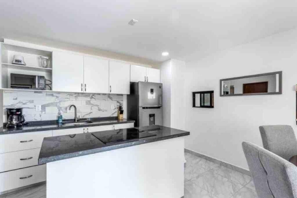 Ocean Views 1-bdrm W-pool Apartment Cabo San Lucas