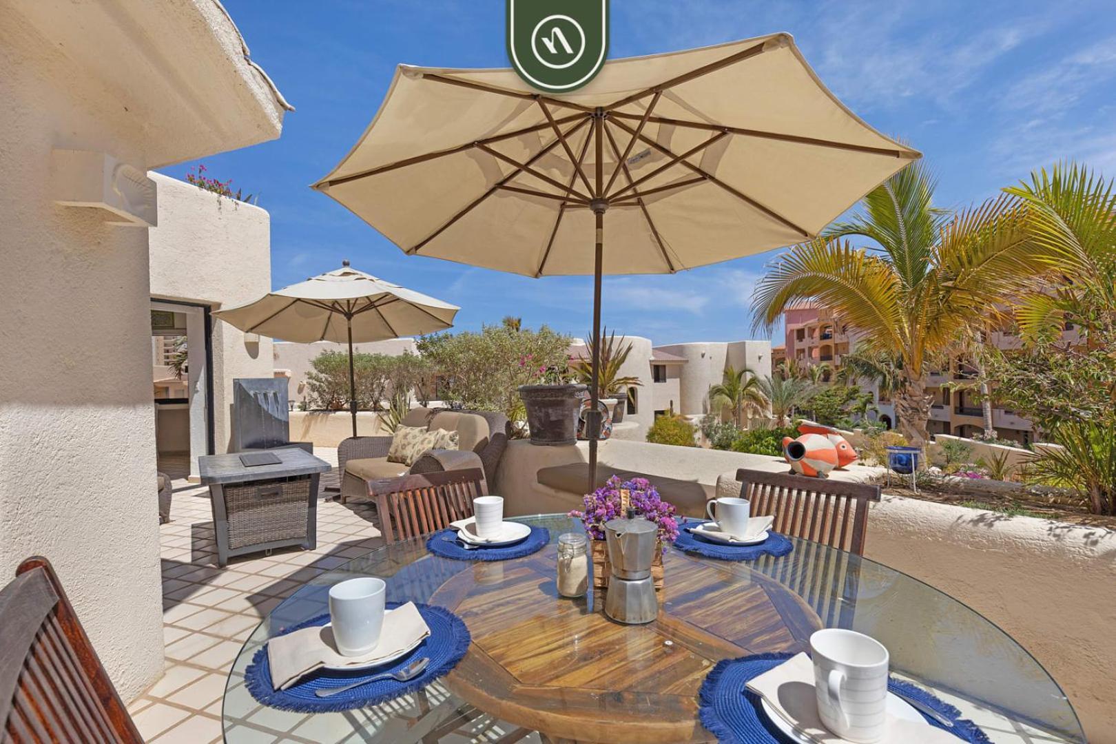 Oceafront 2 Bedroom - Pool - King Beds 3x *