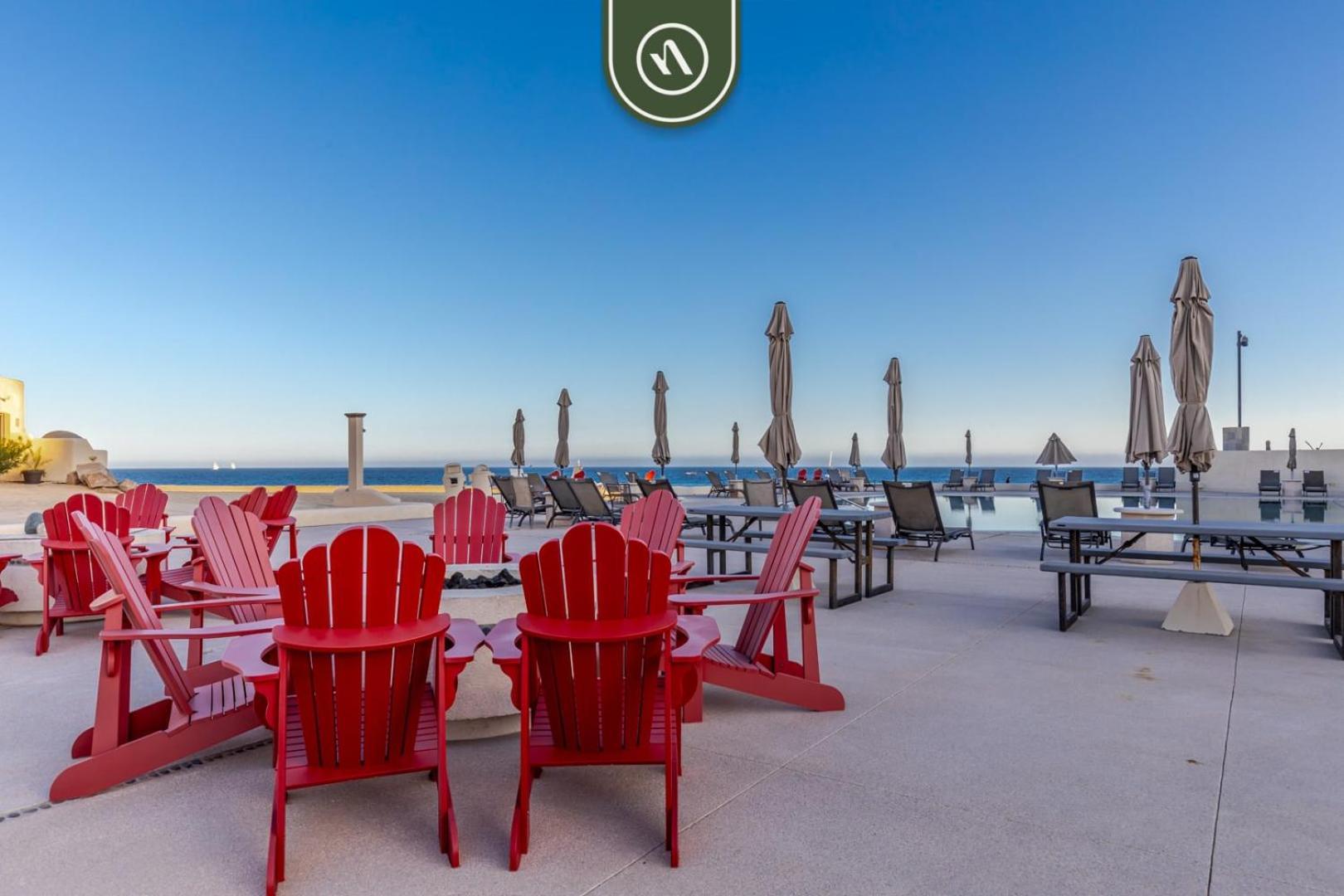 Mexican-style 3 Bedroom - Oceanfront Pool - * Cabo San Lucas
