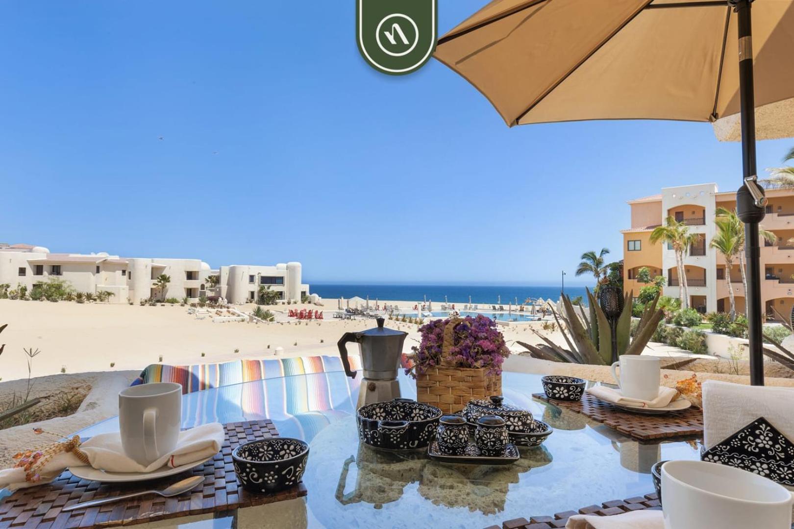 Apartment Mexican-style 3 Bedroom - Oceanfront Pool - Cabo San Lucas