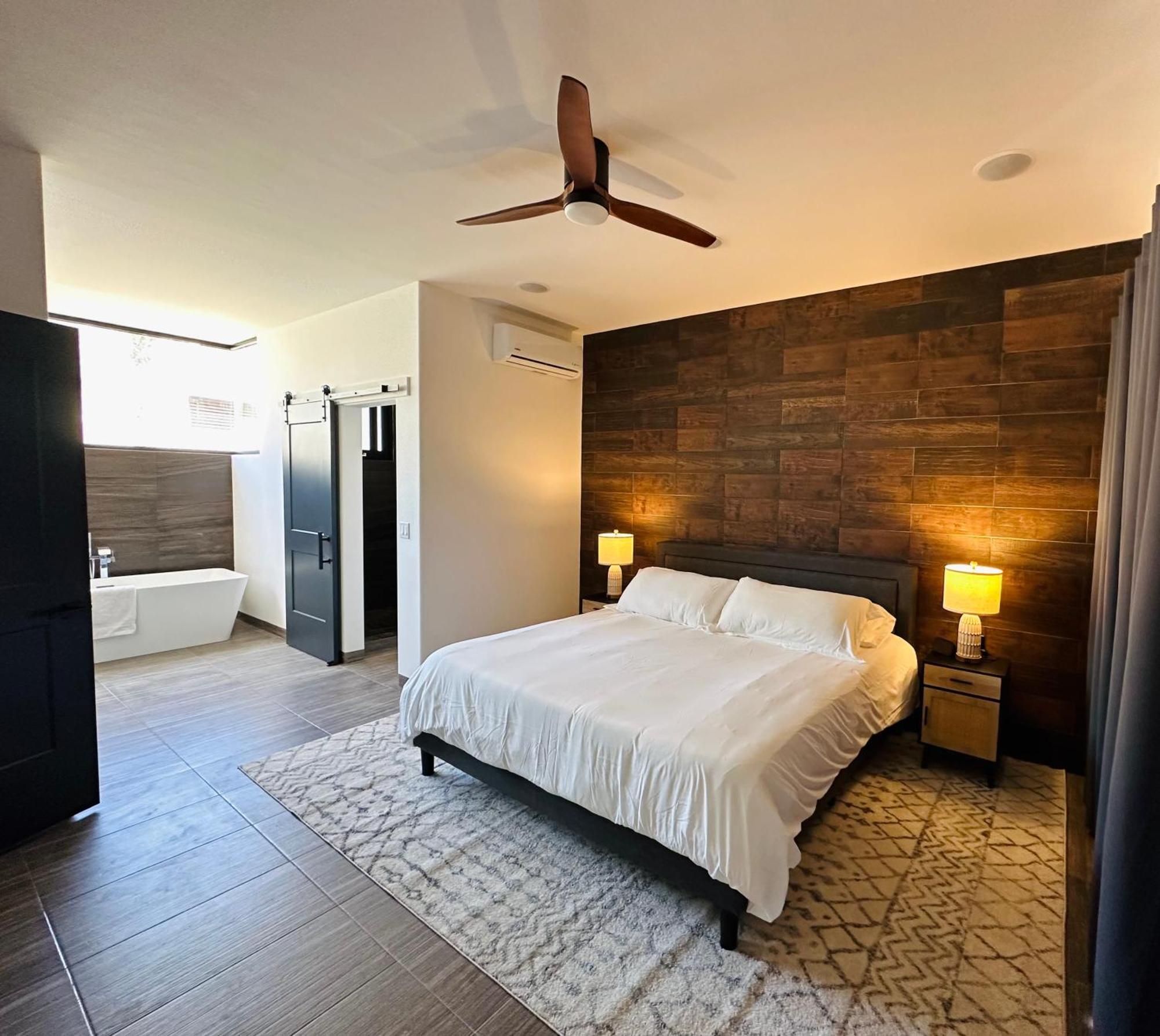 Villa Casa Santos Pedregal *