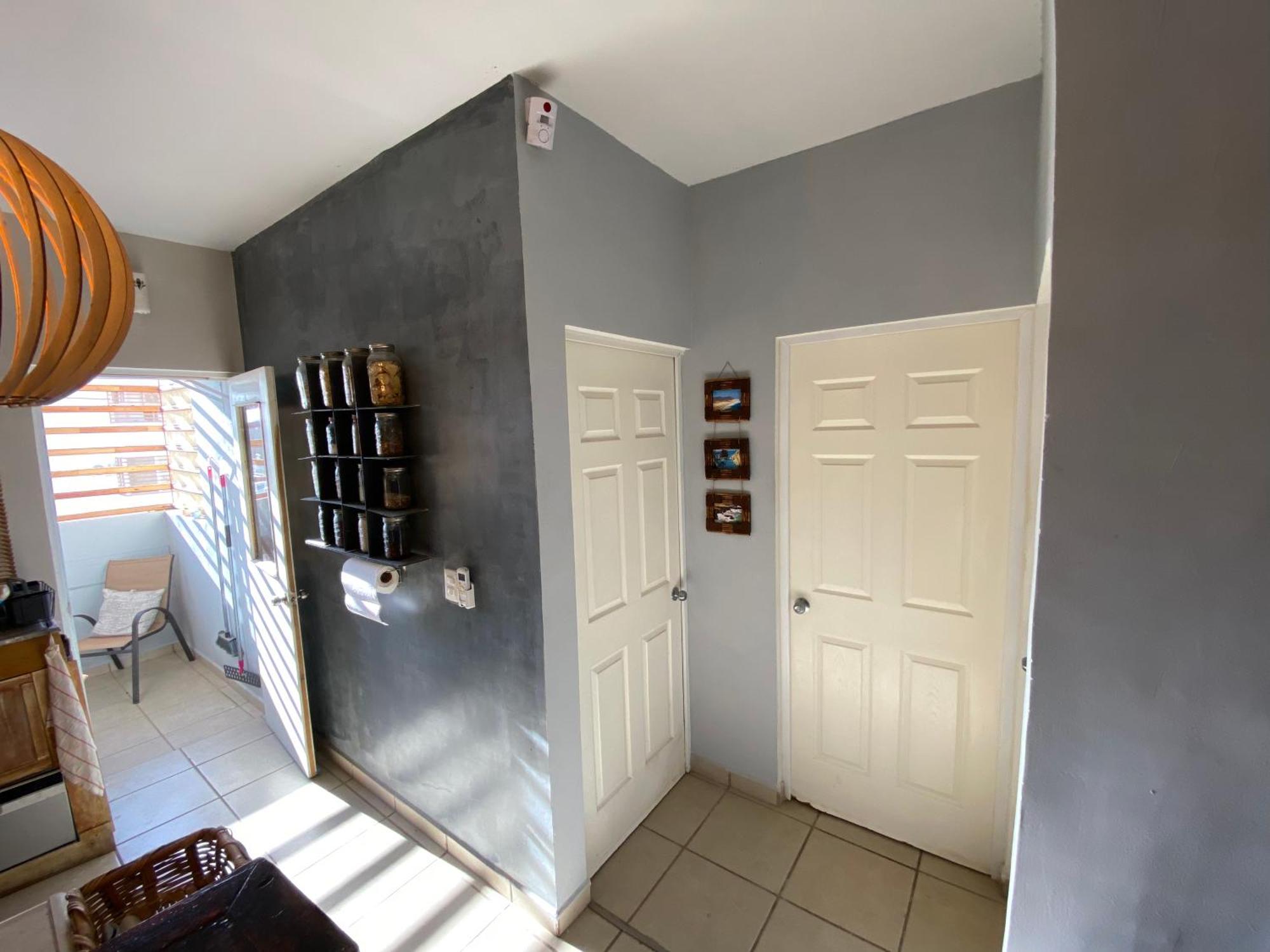 Modern 1-bedroom In Apartment *