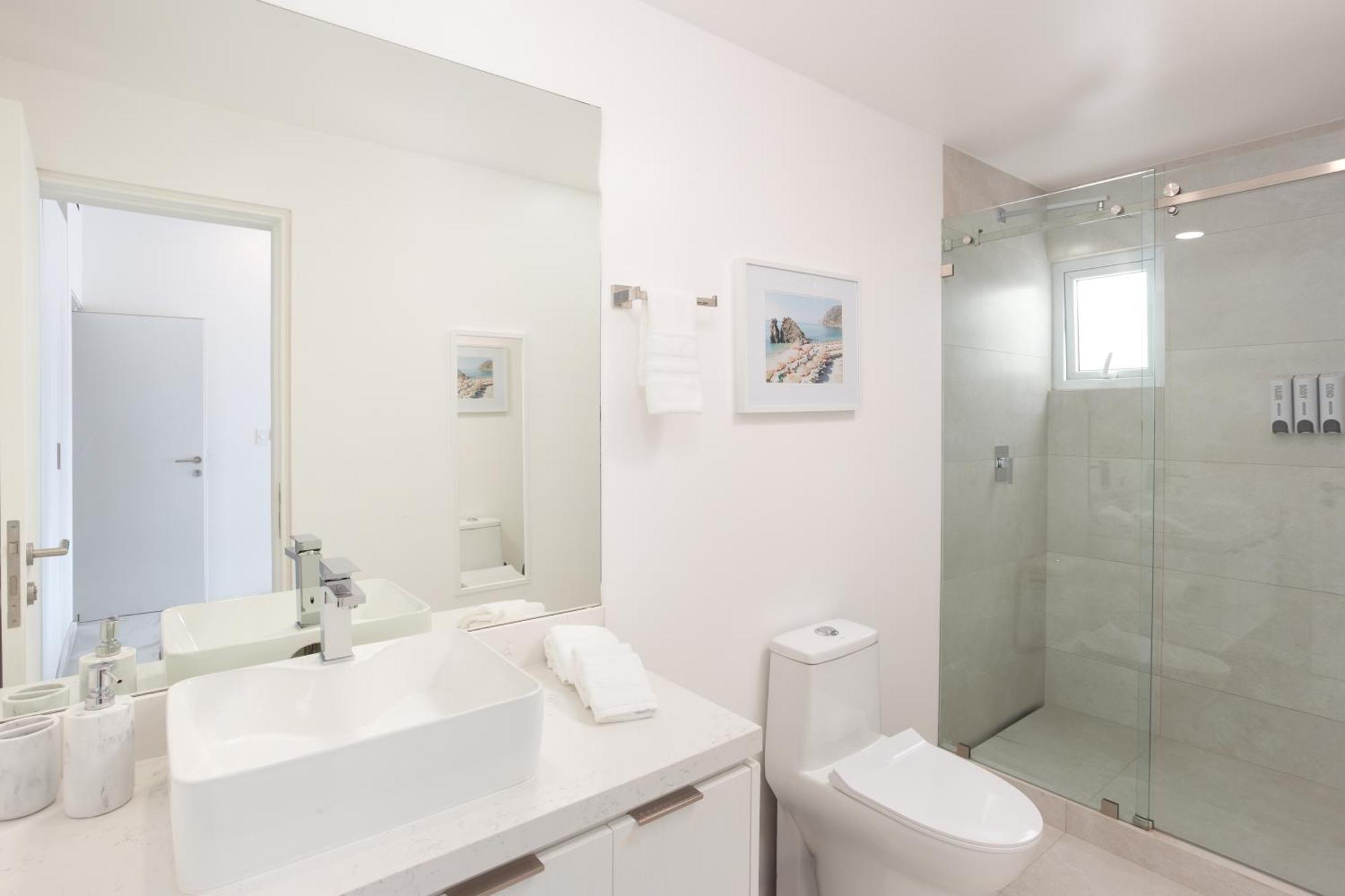 Marea Cabos Modern 3 Brd - Prime Location Near & Marina Fast Wifi Apartment *
